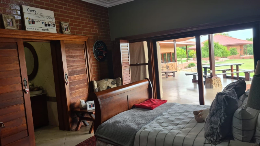 4 Bedroom Property for Sale in Oranjeville Free State